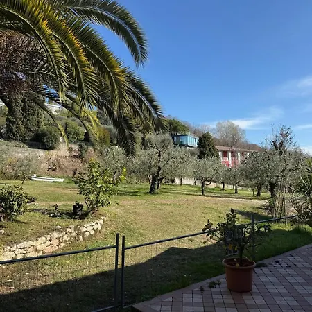 Lägenhet Attico Monte Felice